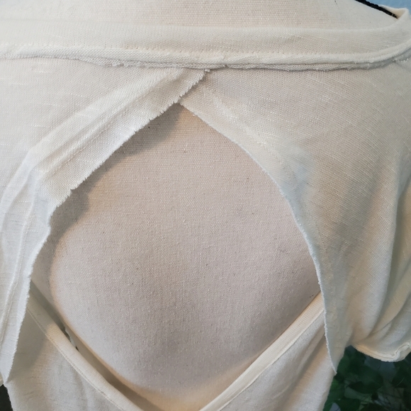 BKE short sleeved tee shirt open back slub knit, size small - Picture 10 of 12